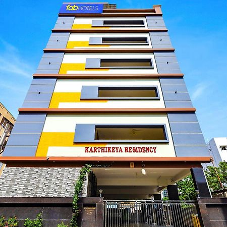 Fabhotel Karthikeya Residency - Tirupati Bus Stand - 900M Εξωτερικό φωτογραφία
