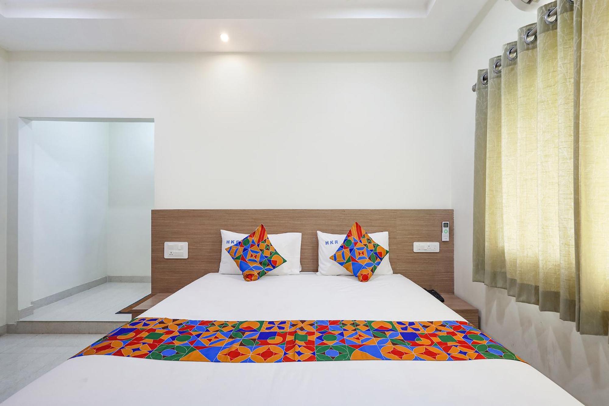 Fabhotel Karthikeya Residency - Tirupati Bus Stand - 900M Εξωτερικό φωτογραφία