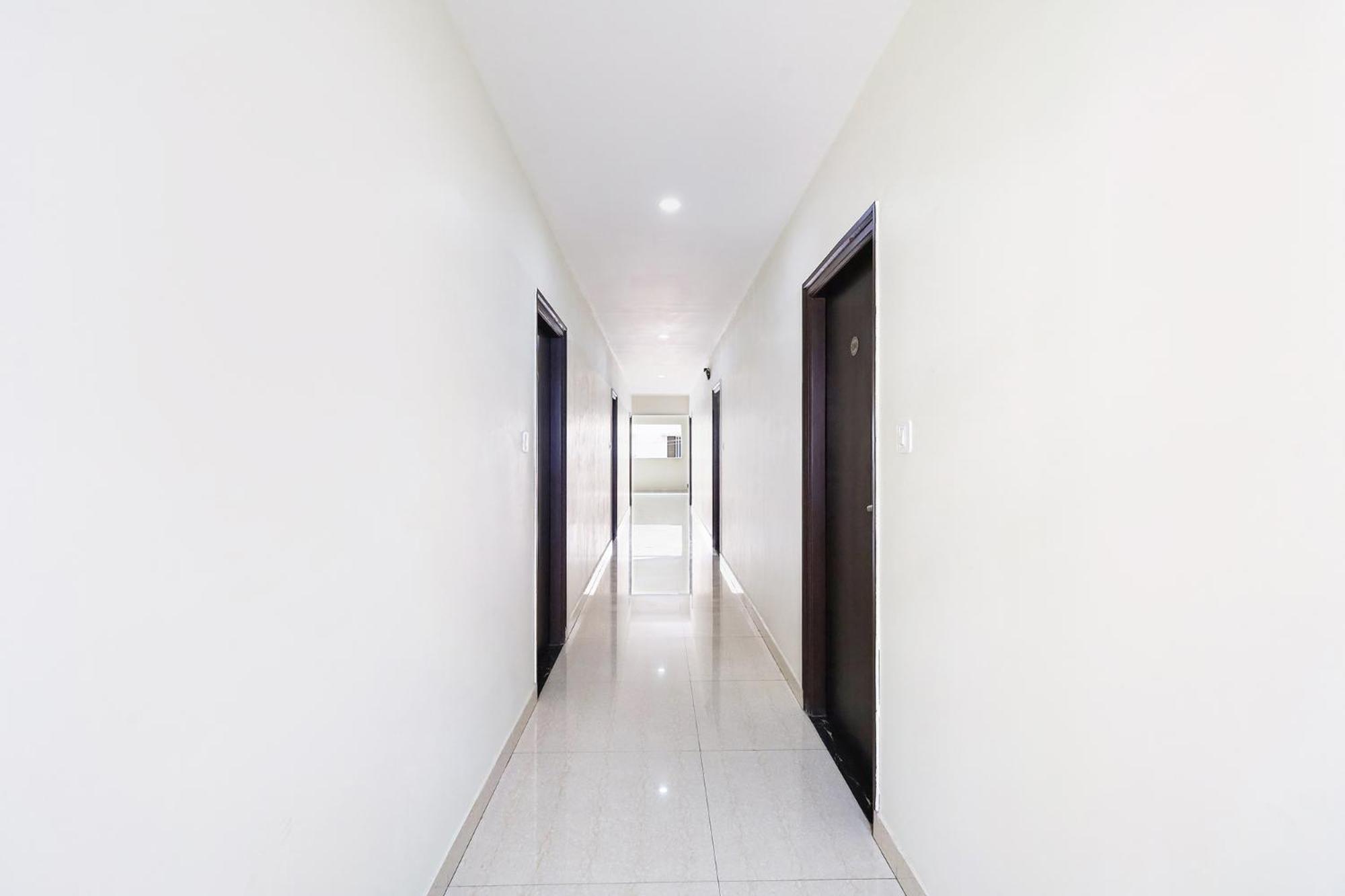 Fabhotel Karthikeya Residency - Tirupati Bus Stand - 900M Εξωτερικό φωτογραφία
